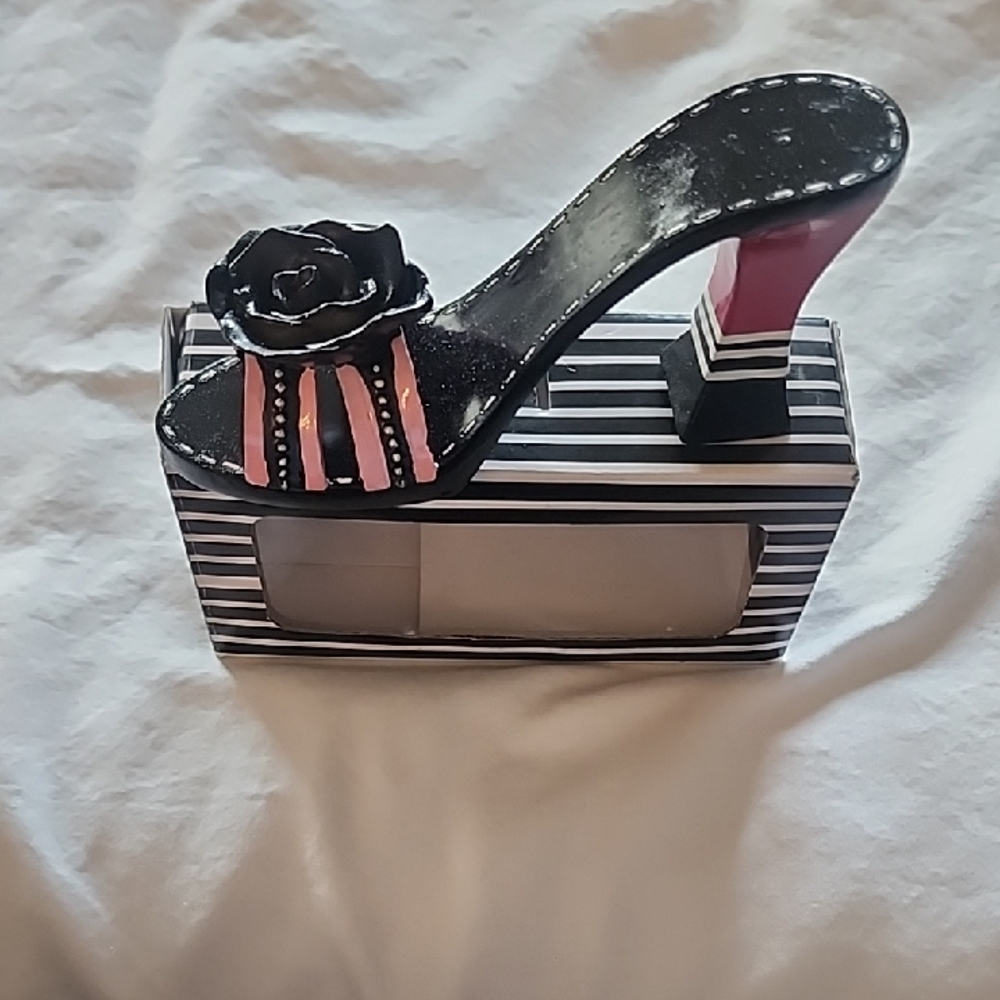 Elegant Black and Pink Women's Small Decoration Heel with Floral Accent